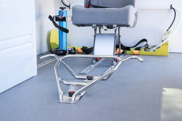 Integrated stretcher mounts